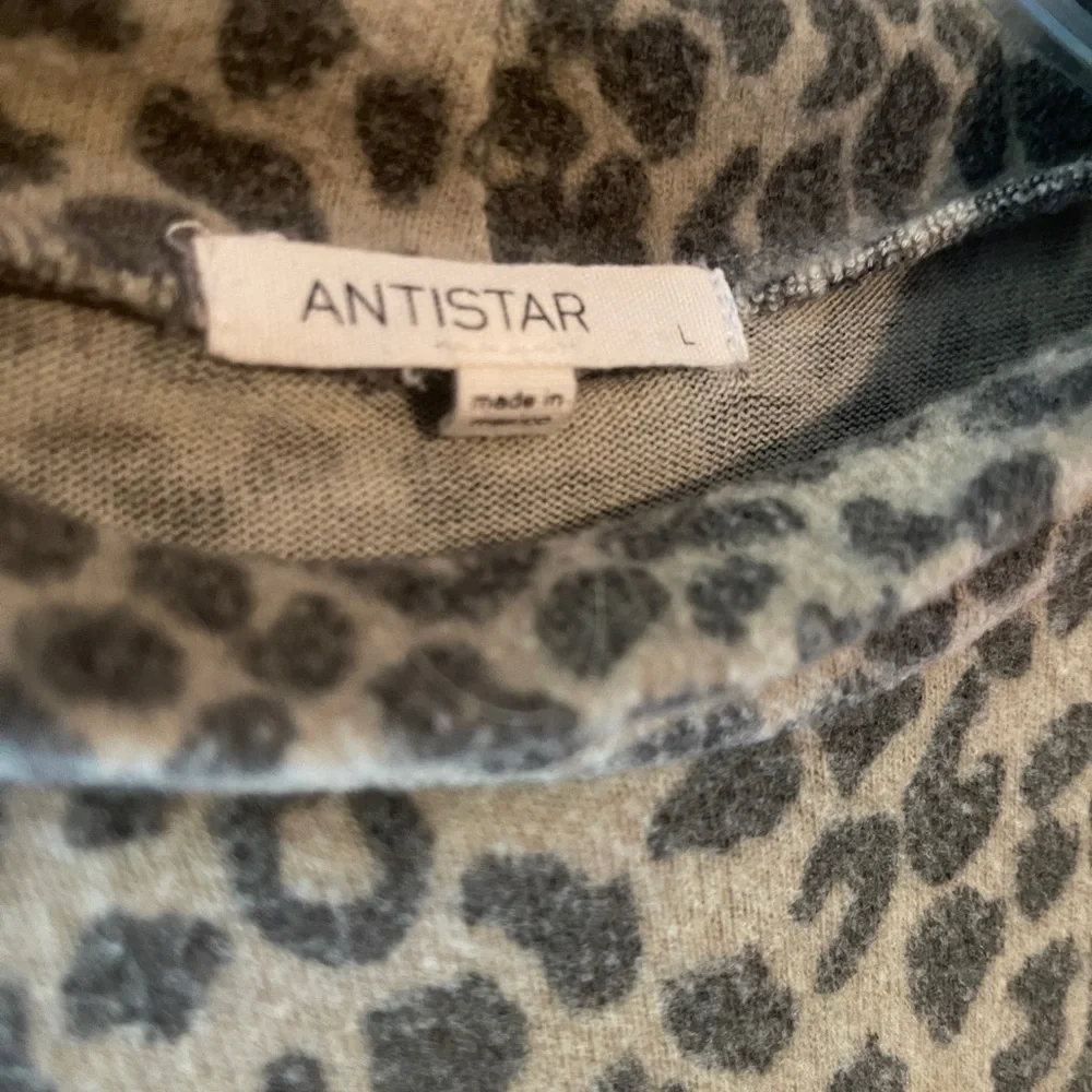 ANTISTAR | leopard turtle neck - Picture 4 of 4